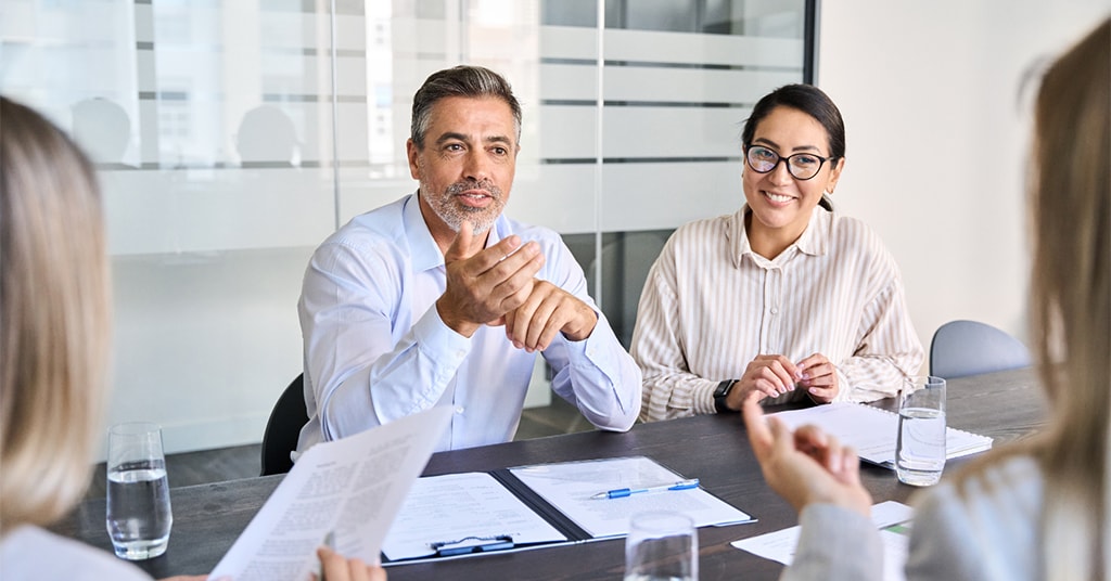 sunbelt advisors having business meeting