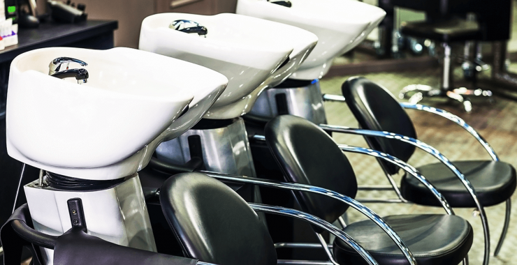 Want to buy a beauty salon? Answer these 5 questions first.
