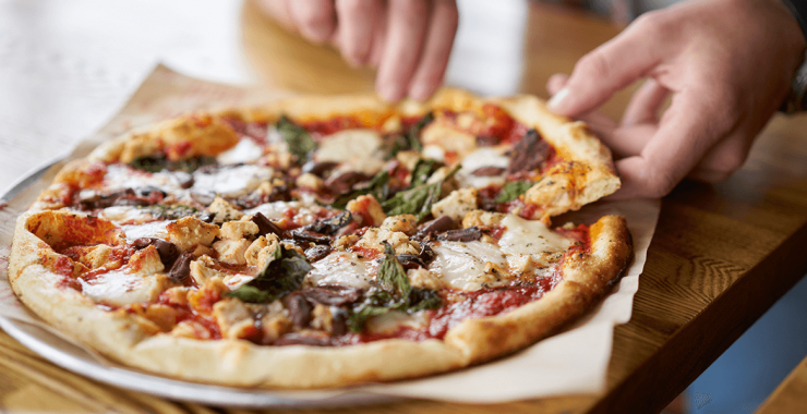 Buying a Pizzeria? Here’s What You Need to Consider